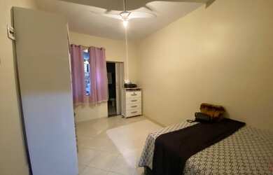 Imagem: A casa possui 3 Dormitórios, 2 Banheiros, 3 Vagas na garagem