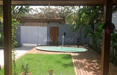 Imagem: A casa possui 3 Dormitórios, 4 Banheiros, 3 Vagas na garagem