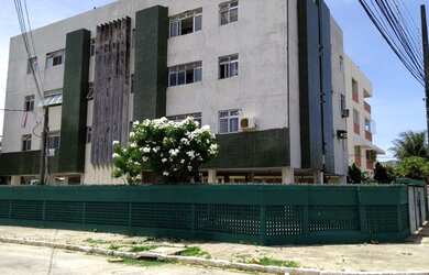 Imagem: O apartamento possui 3 Dormitórios, 1 Banheiro, 1 Vaga na garagem