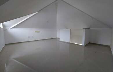 Imagem 6: Casa de condomínio legalizada com 4 suítes individuais mais sótão...