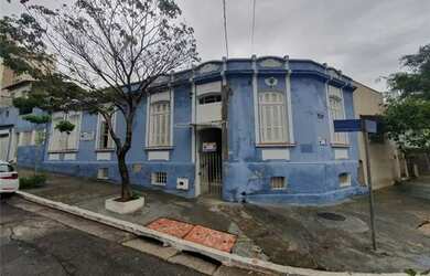 Imagem: A casa possui 4 Dormitórios, 3 Banheiros, 125m² de Área e