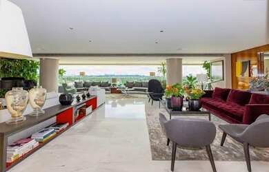 Imagem: O apartamento possui 4 Dormitórios, 5 Banheiros, 5 Vagas na