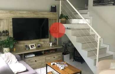 Imagem: A casa possui 3 Dormitórios, 2 Banheiros, 2 Vagas na garagem