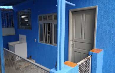 Imagem: A casa possui 1 Dormitório, 1 Banheiro e está localizado