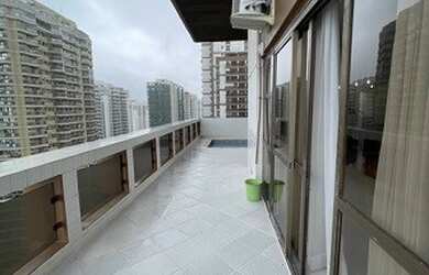 Imagem 5: Barramares - Posto 4 - Apartamento dúplex de 320 m2, andar alto