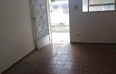 Imagem 6: Casa no Coelho Localização Excelente e Terreno bem Grande