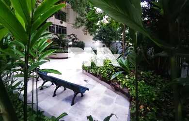 Imagem: O apartamento possui 4 Dormitórios, 1 Banheiro, 114m² de Área