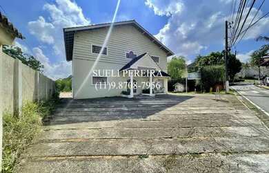 Imagem 3: Casa para venda possui 3 salas 2 salões, 4 banheiros, 10 vagas, em Granja...