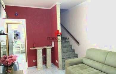 Imagem: A casa possui 2 Dormitórios, 2 Banheiros, 1 Vaga na garagem