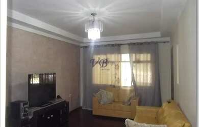 Imagem: A casa possui 3 Dormitórios, 3 Banheiros, 3 Vagas na garagem