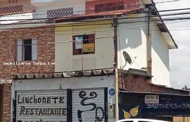 Imagem: O depósito possui 2 Vagas na garagem, 112m² de Área e está