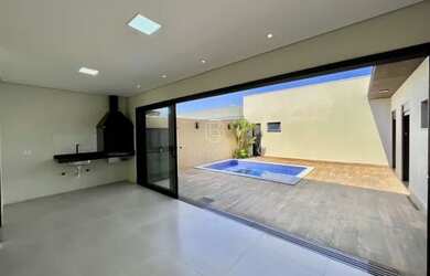 Imagem: A casa em condomínio possui 3 Dormitórios, 5 Banheiros, 4