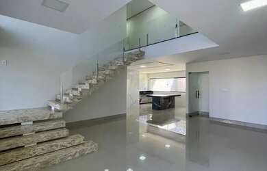 Imagem 7: Casa no Condomínio Pampulha Tennis Residence com 4 Quartos -Montes Claros MG