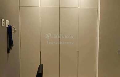 Imagem 9: Casa a venda. Piscina, Guarda roupa, 250m² de Áreae4 Vagas na garagem