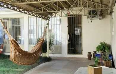 Imagem 7: Casa a venda com 3 Dormitórios sendo 2 suítes em Camobi, Santa Maria...