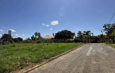 Imagem: O terreno possui 3.600m² de Área e está localizado em Bela