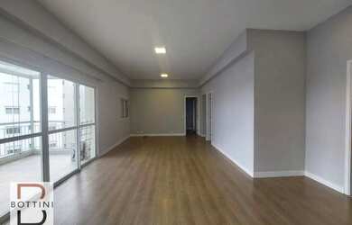 Imagem: O apartamento possui 2 Dormitórios, 4 Banheiros, 2 Vagas na