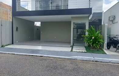 Imagem: A casa em condomínio possui 4 Dormitórios, 3 Banheiros, 2