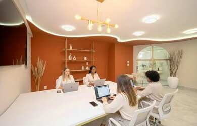 Imagem 2: Aluguel de Coworking em BH - Espaços Modernos e Bem Localizados
