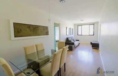 Imagem: O apartamento possui 2 Dormitórios, 1 Banheiro, 1 Vaga na garagem