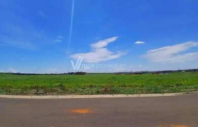 Imagem: O terreno possui 300m² de Área e está localizado em Betel