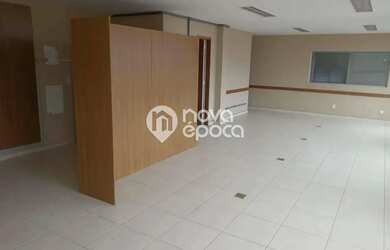 Imagem: O depósito possui 20m² de Área e está localizado em Centro