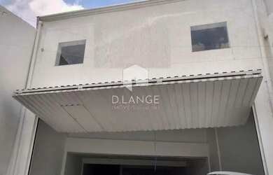 Imagem: O depósito para alugar possui 3 Vagas na garagem e 380m² de