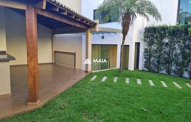 Imagem: A casa para alugar possui 3 Dormitórios, 3 Banheiros, 2 Vagas