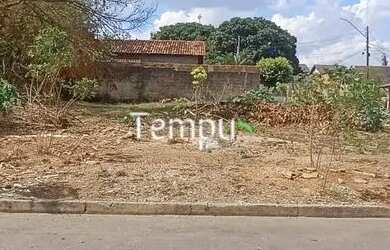 Imagem: O terreno possui 450m² de Área e está localizado em Jardim