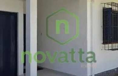 Imagem: A casa possui 3 Dormitórios, 2 Banheiros, 4 Vagas na garagem