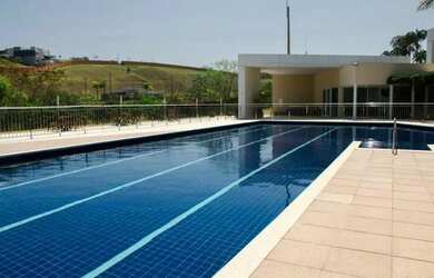 Imagem: A casa em condomínio possui 4 Dormitórios, 5 Banheiros, 4