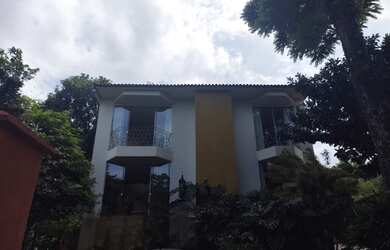 Imagem 2: Casa em Condomínio. Piscina, Churrasqueira, Imóvel mobiliadoeAr-condicionado