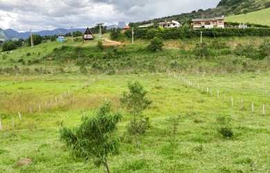 Imagem: O terreno possui 2.000m² de Área e está localizado em São