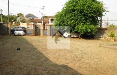 Imagem 2: Bragança Paulista - Casa Padrão - Residencial Hípica Jaguari