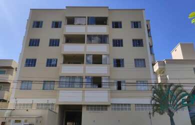 Imagem: O apartamento possui 3 Dormitórios, 2 Banheiros, 1 Vaga na