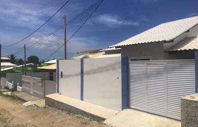 Imagem: A casa em condomínio possui 3 Dormitórios, 2 Banheiros e 115m²