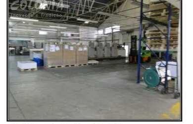 Imagem: O depósito possui 2850m² de Área e está localizado em Vila