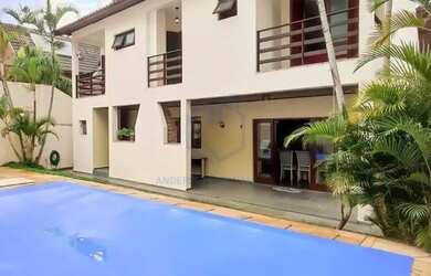 Imagem: A casa em condomínio possui 4 Dormitórios, 5 Banheiros, 4