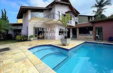 Imagem: A casa em condomínio possui 3 Dormitórios, 4 Banheiros, 4