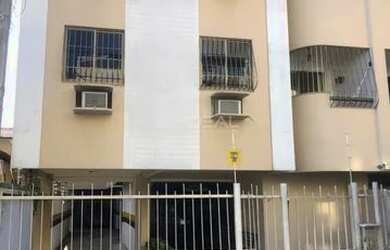 Imagem: Apartamento mobiliado no Flamboyant com 2 quartos, sacada e