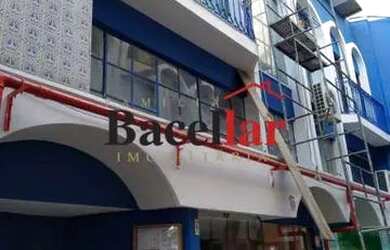 Imagem: O depósito possui 1 Vaga na garagem, 68m² de Área e está