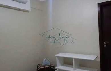 Imagem: O apartamento possui 1 Dormitório, 1 Banheiro, 1 Vaga na garagem