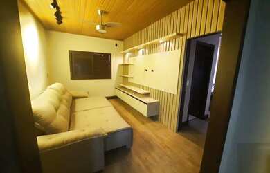 Imagem: A casa possui 2 Dormitórios, 2 Banheiros, 1 Vaga na garagem