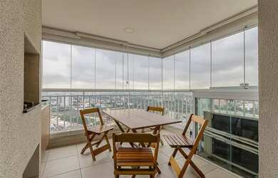 Imagem: O apartamento possui 2 Dormitórios, 2 Banheiros, 1 Vaga na