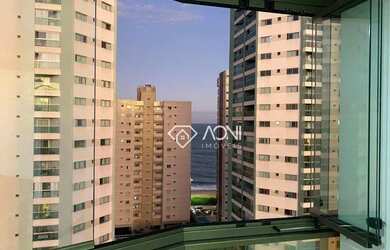 Imagem: O apartamento possui 4 Dormitórios, 2 Banheiros, 2 Vagas na