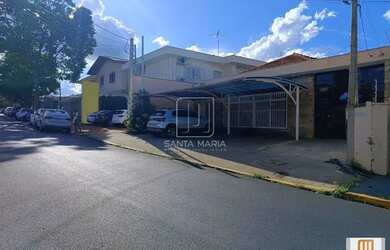 Imagem: O depósito possui 5 Vagas na garagem, 227m² de Área e está