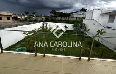 Imagem: A casa possui 4 Dormitórios, 5 Banheiros, 3 Vagas na garagem