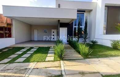 Imagem: A casa em condomínio possui 3 Dormitórios, 3 Banheiros, 4