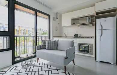 Imagem: O studio possui 1 Dormitório, 1 Banheiro, 1 Vaga na garagem