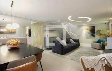 Imagem: A casa em condomínio possui 3 Dormitórios, 2 Banheiros, 2